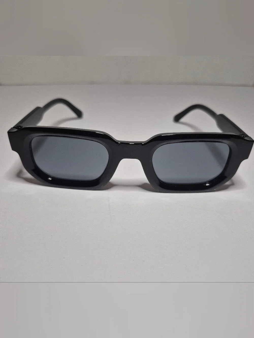 Classic Black Rectangle Sunglasses